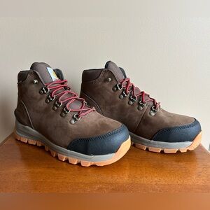 New in box Women’s Carhartt Gilmore Alloy Toe Work Hiker Boots size 8